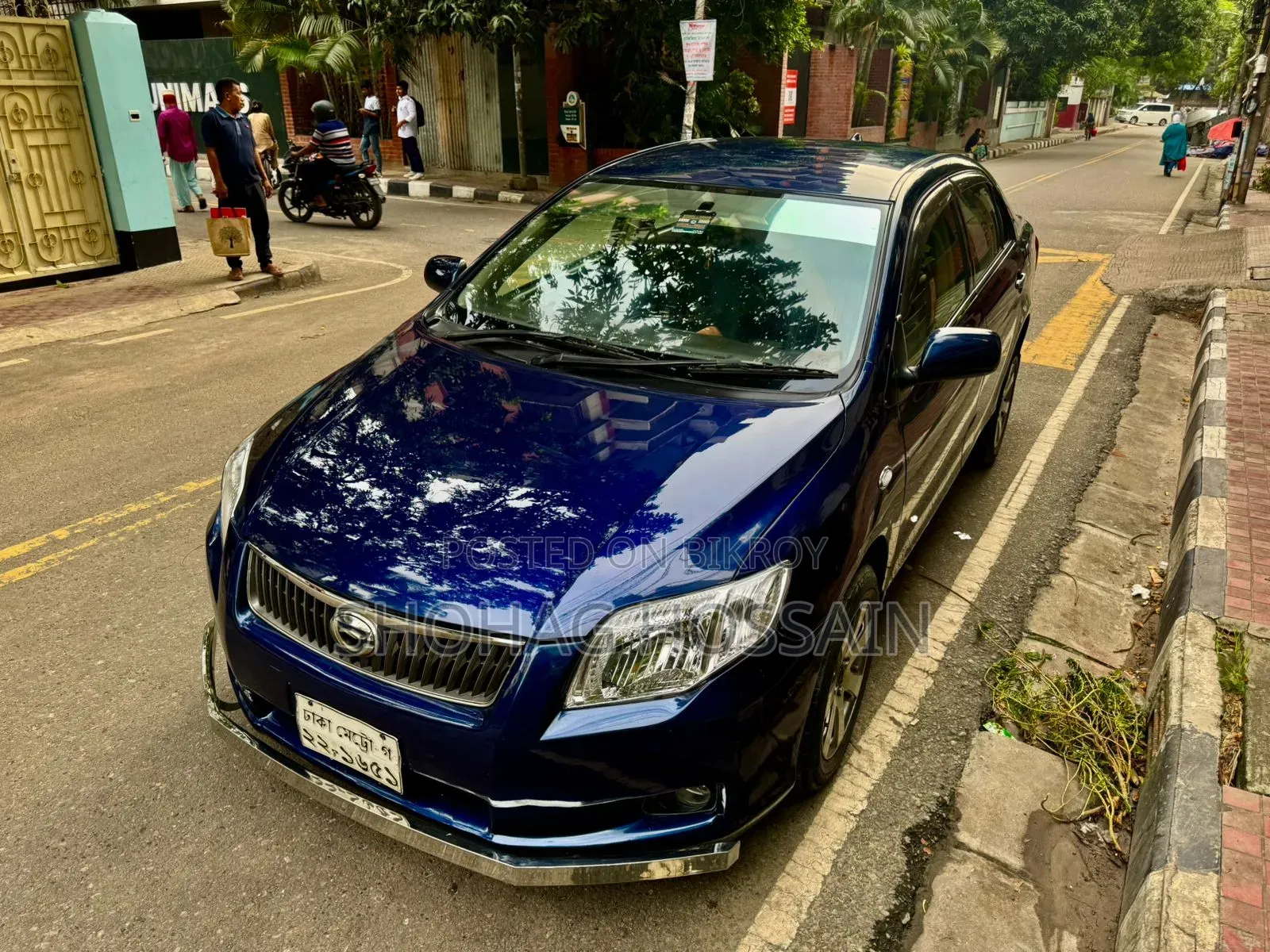 টয়োটা এক্সিও ২০১০ নীল
