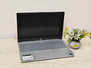 Laptop HP 15S 8GB Intel Core I5 SSD 512GB