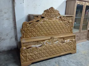 লিভিং রুমের জন্য সেগুন কাঠের খাট