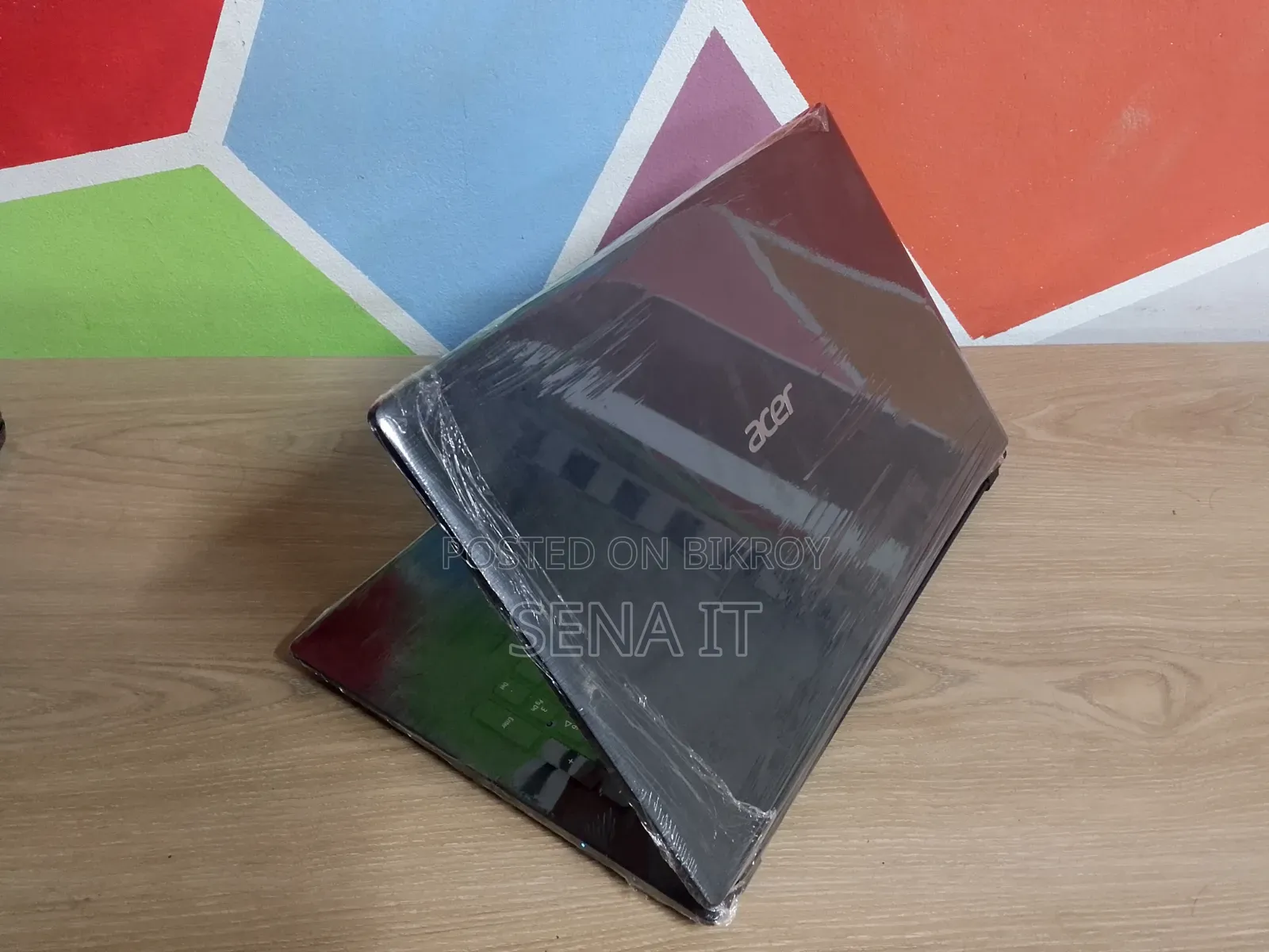 Laptop 8GB Intel Core i3 SSD 128GB