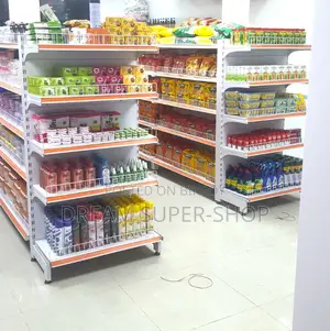 Retail Wall Rack – Elegant Gondola System