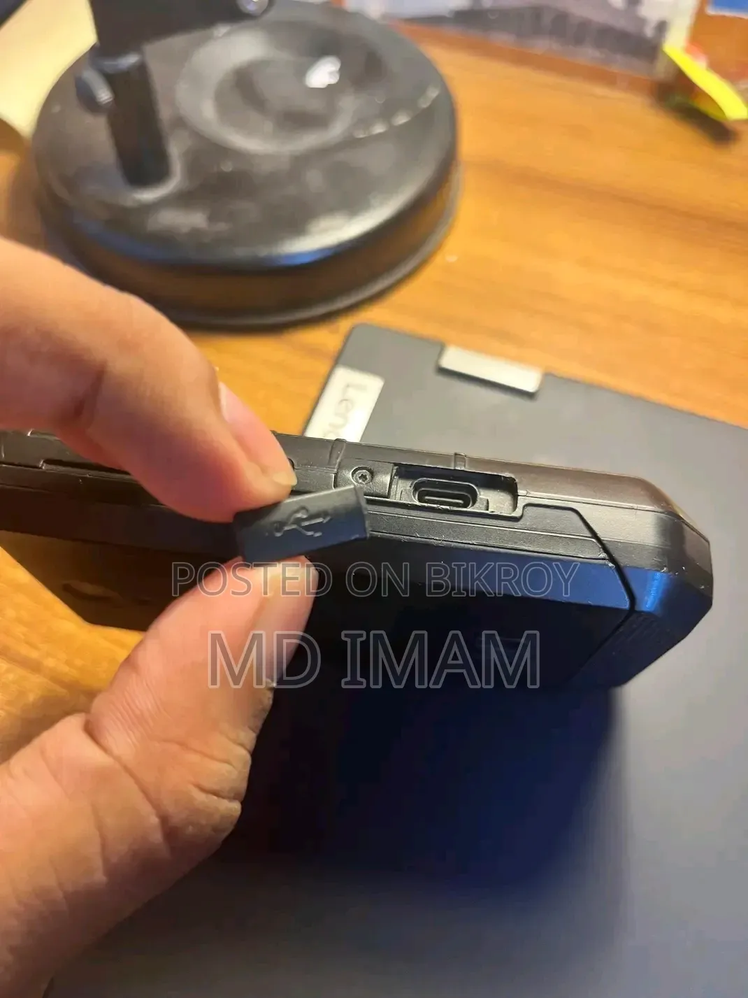 New Cat S22 Flip 16 GB Black