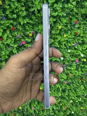 New Vivo Y400 128 GB White