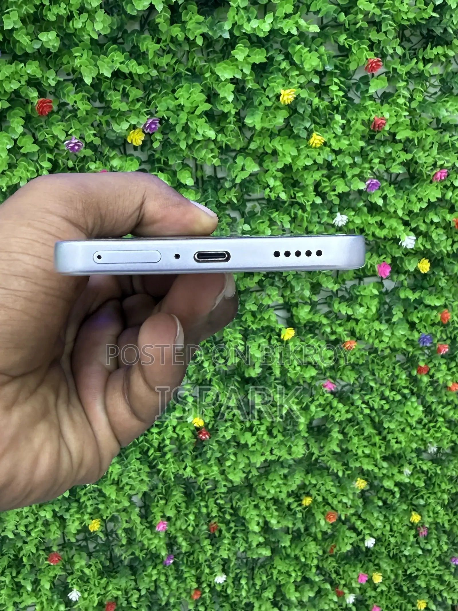 New Vivo Y400 128 GB White