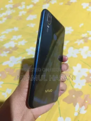 Vivo Y11 32 GB Blue