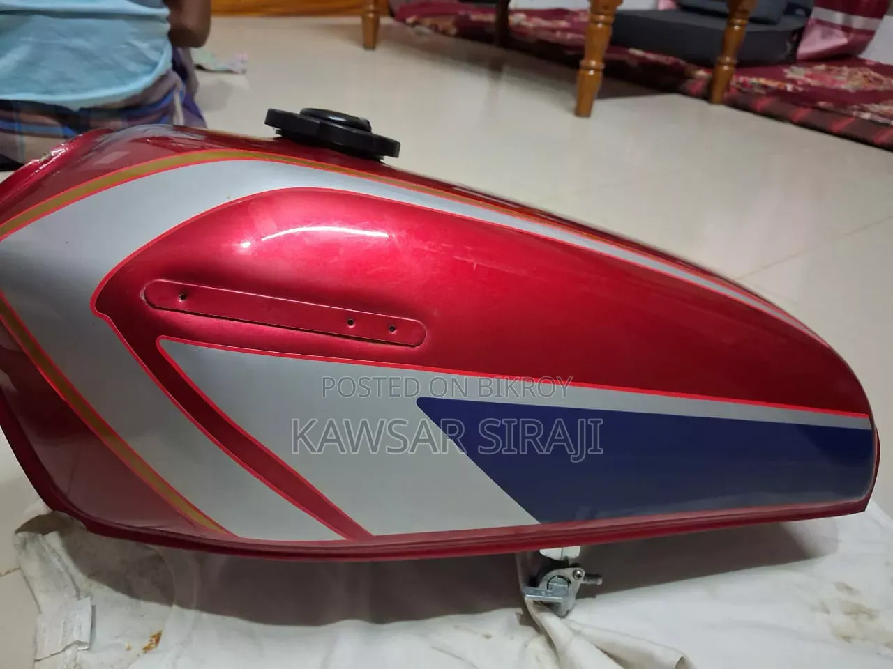 Red fuel tank for bike for sale