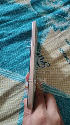 Symphony Helio 30 128 GB
