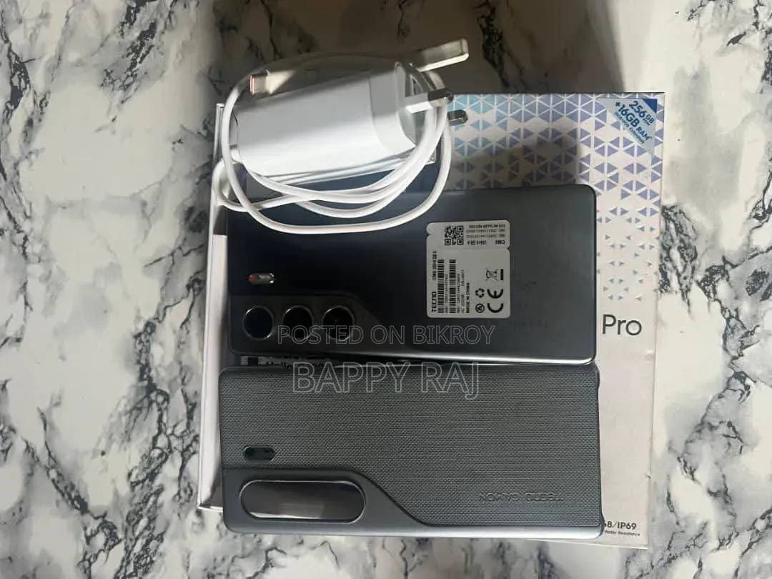 টেকনো ক্যামন ৪০ ২৫৬ জিবি কালো