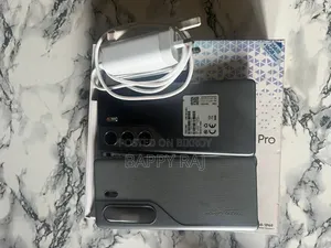 টেকনো ক্যামন ৪০ ২৫৬ জিবি কালো