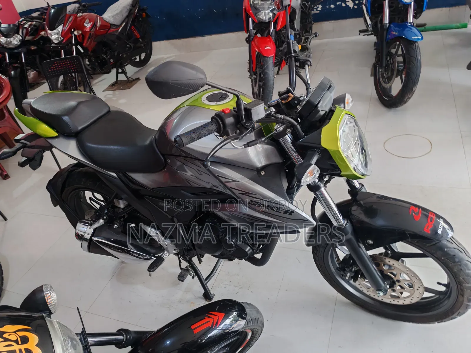 Suzuki Gixxer Fi ABS 2025 Gray