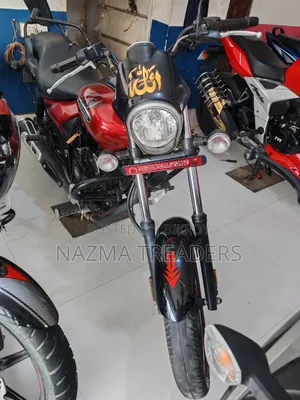Bajaj Avenger 160 Street 2022 Red