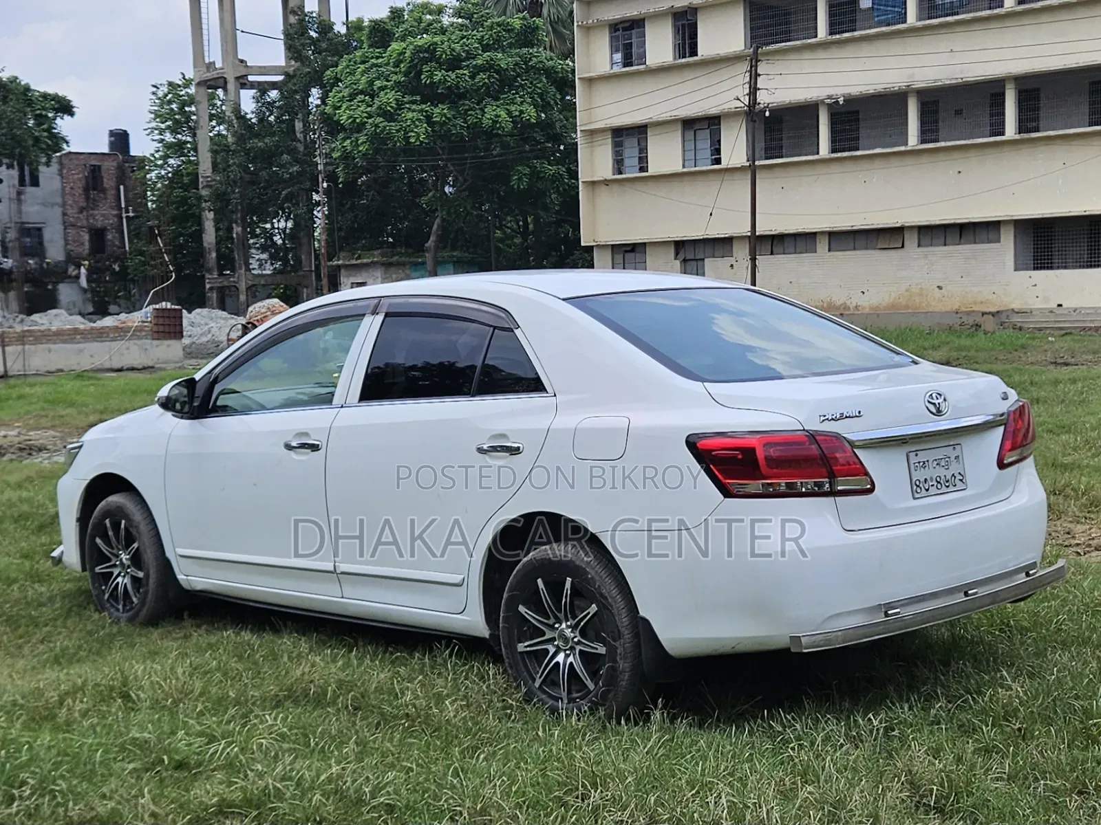 টয়োটা প্রিমিও ২০১৬ হোয়াইট