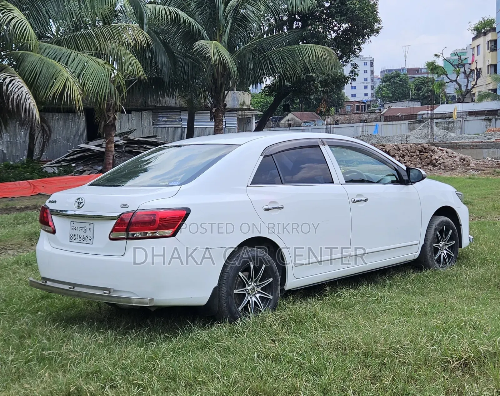 টয়োটা প্রিমিও ২০১৬ হোয়াইট