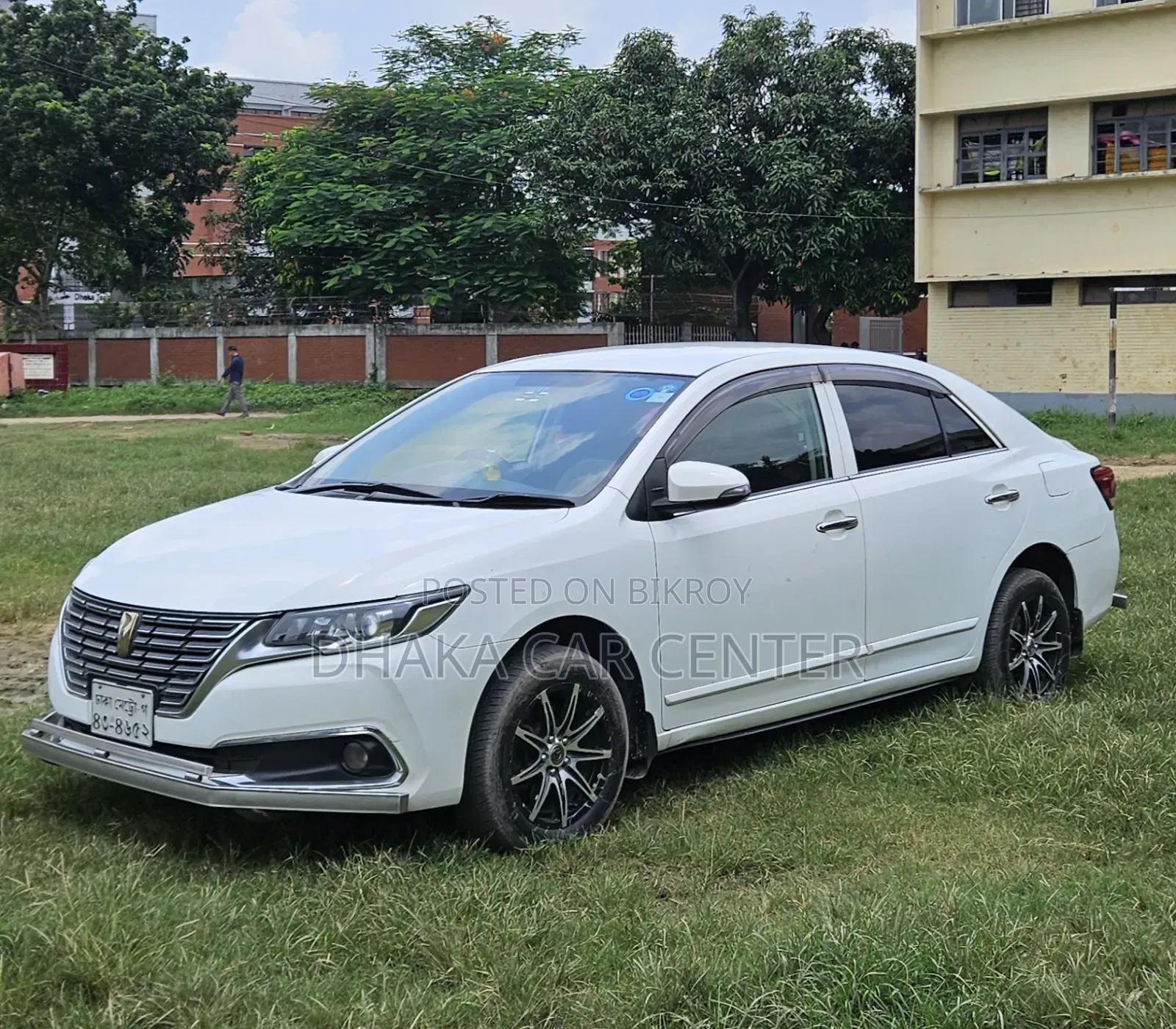 টয়োটা প্রিমিও ২০১৬ হোয়াইট