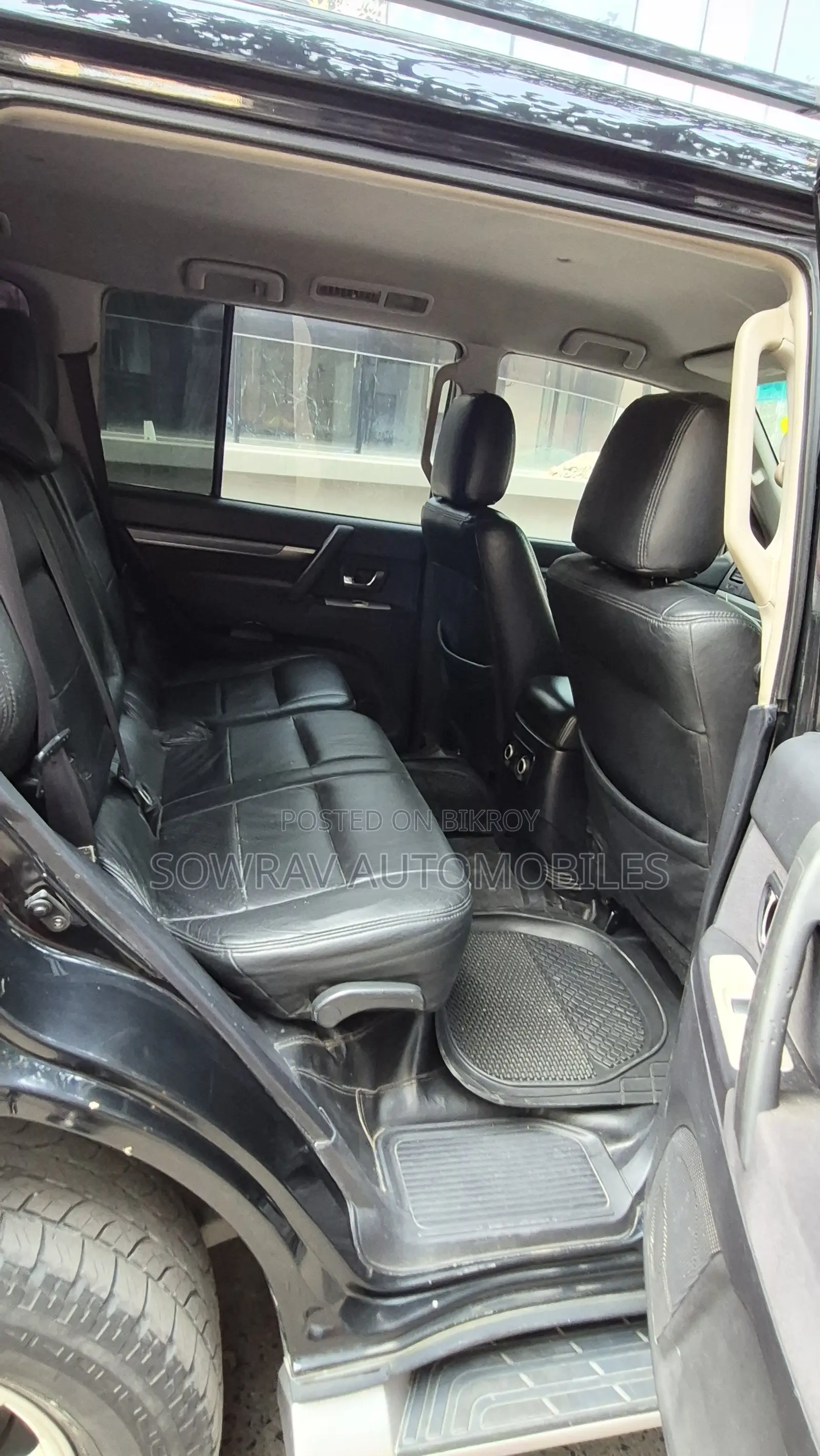 Mitsubishi Pajero 2006 Black