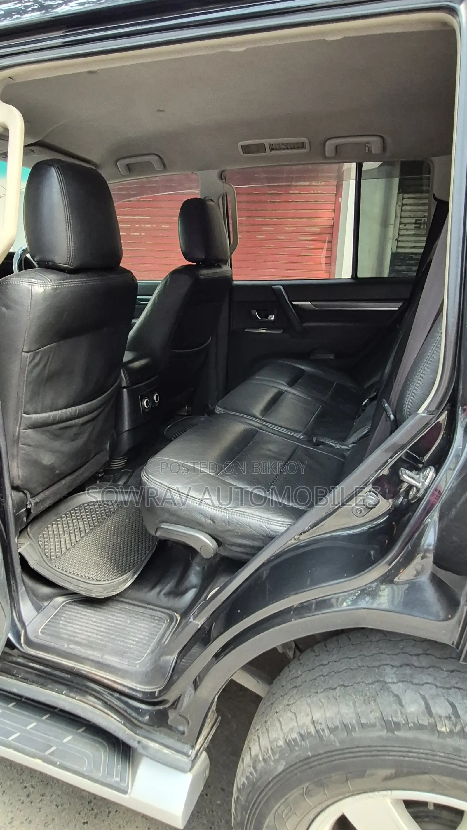 Mitsubishi Pajero 2006 Black