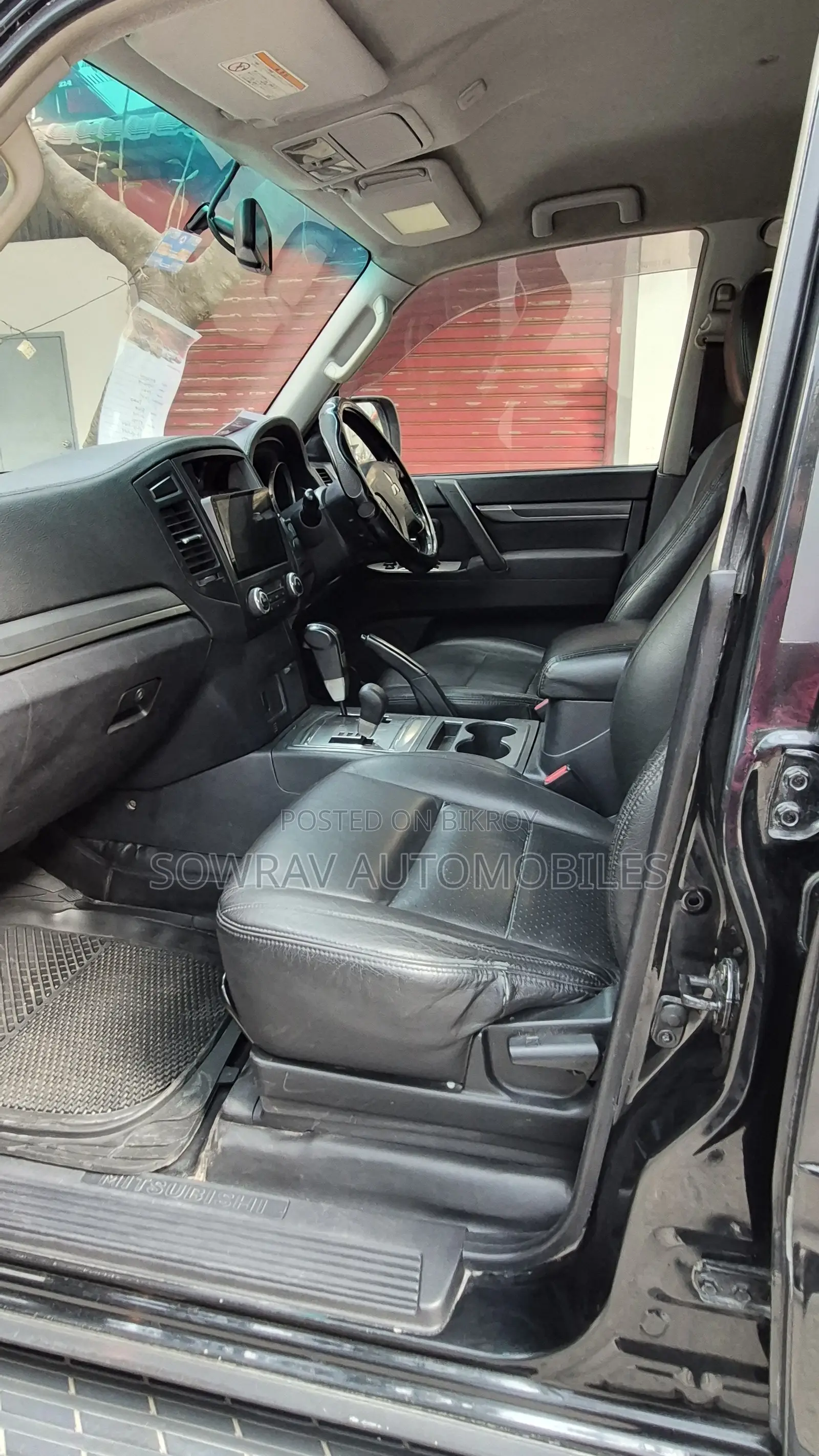 Mitsubishi Pajero 2006 Black