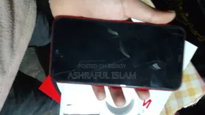 Apple iPhone 11 128 GB Red