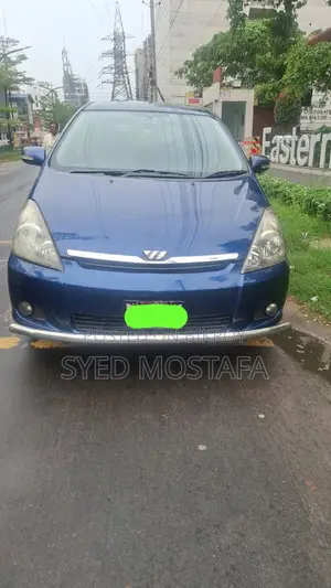 Toyota Wish 2004 Blue