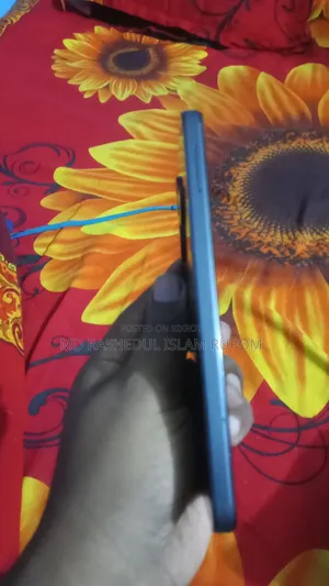 টেকনো স্পার্ক গো ৬৪ জিবি
