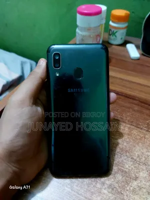 Samsung Galaxy A20e 32 GB Black