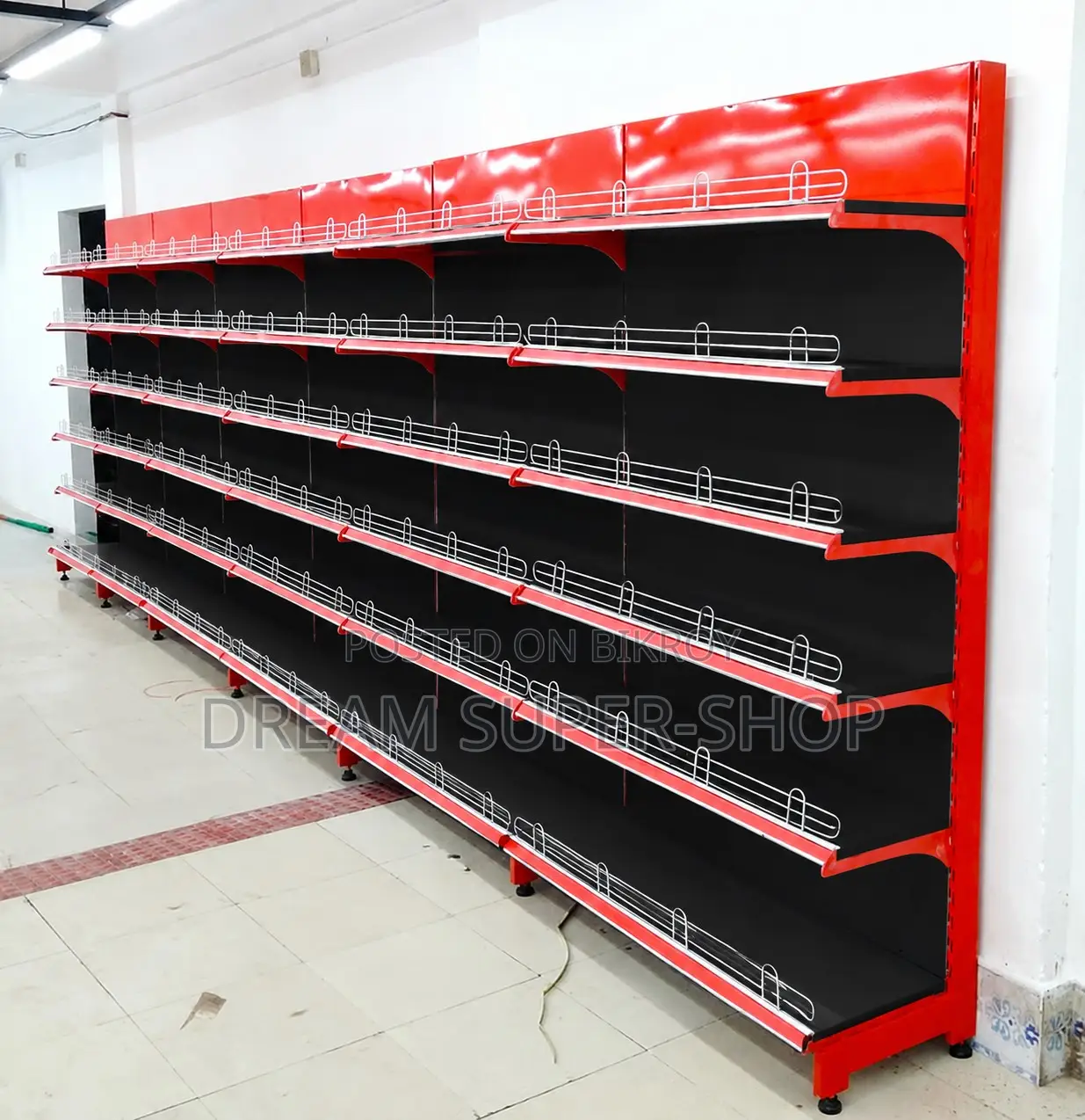 Commercial Wall Gondola – Built to Impress Customers