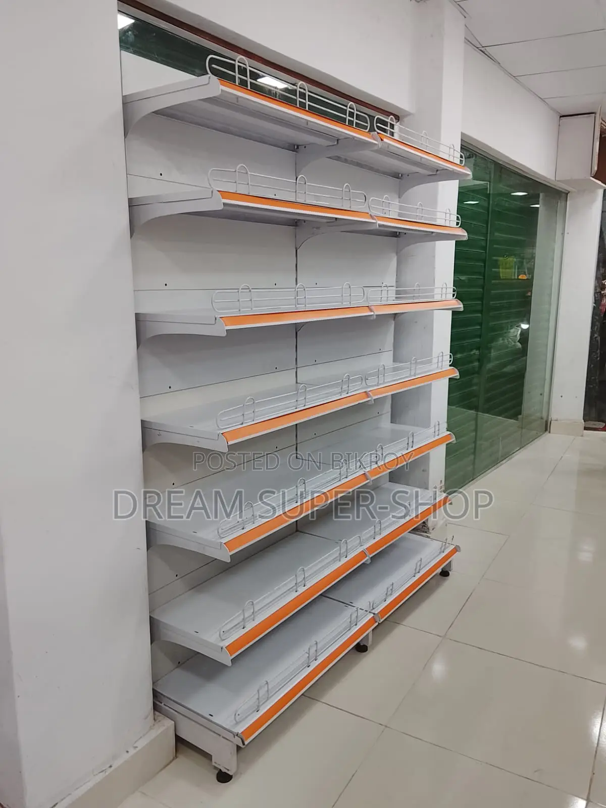 Commercial Wall Gondola – Built to Impress Customers