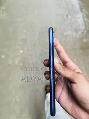Vivo Y50 128 GB Blue