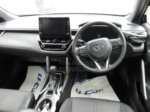 Toyota Corolla Cross 1.8 Hybrid Front Wheel Drive 2022 Black