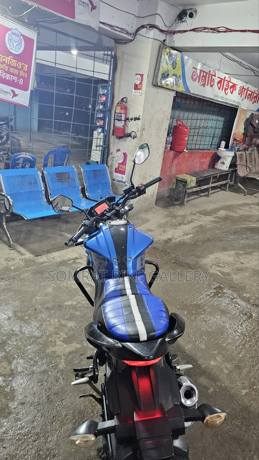 সুজুকি জিক্সার মনোটোন ২০১৮ ব্লু