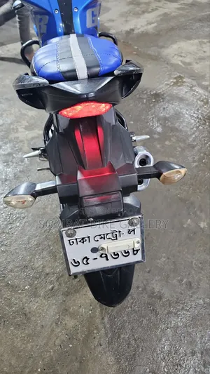 সুজুকি জিক্সার মনোটোন ২০১৮ ব্লু