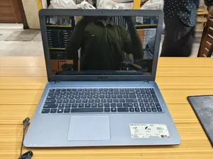 Laptop Asus X540LA 4GB RAM AMD Processor 128GB SSD