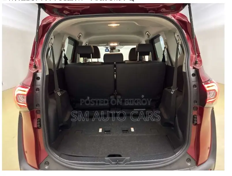 Toyota Sienta 2021 Red