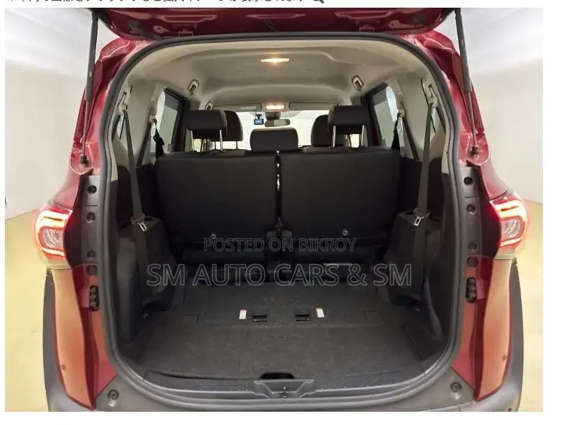 Toyota Sienta 2021 Red