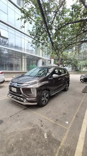 Mitsubishi Xpander 2020 Gray