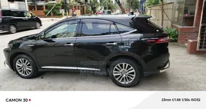 Toyota Harrier 2017 Black
