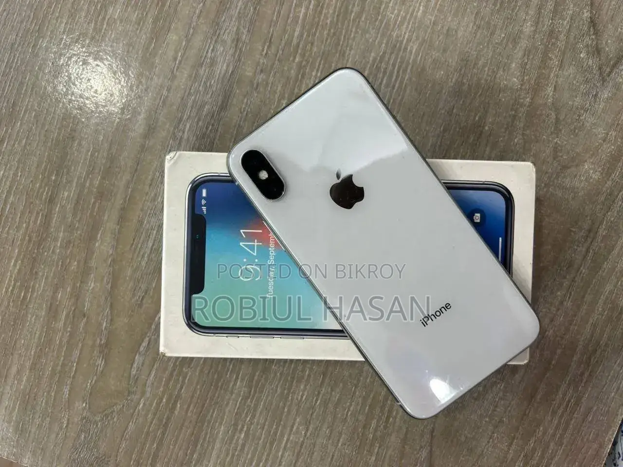 Apple iPhone XS 64 GB White