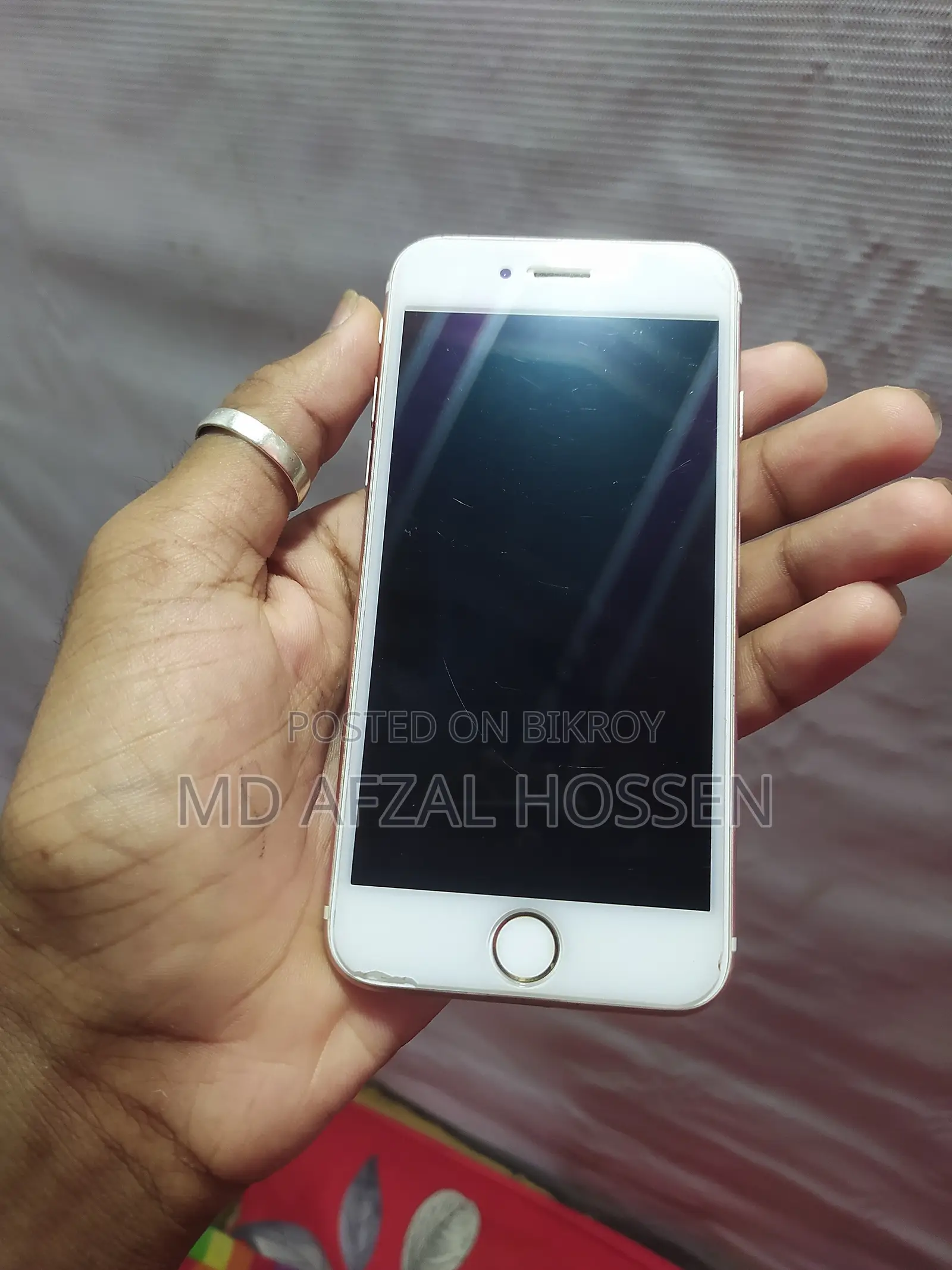 Apple iPhone 6s 32 GB Gold