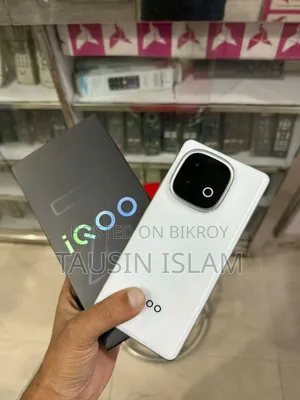 iQOO Z10 256 GB White