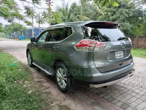 Nissan X-Trail 2016 Gray