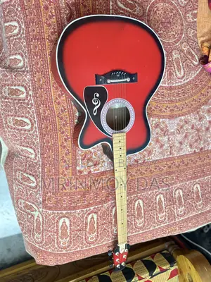 Beautiful. Attractive guitar