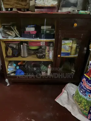 সেগুন কাঠের একটি শোকেস আর্জেন্ট বিক্রি করা হবে। লোকেশনে এসে নিতে হবে।