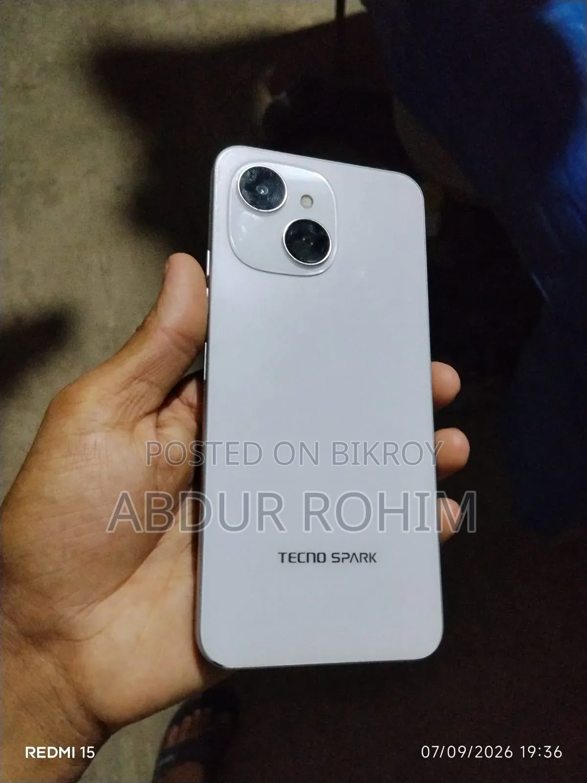 টেকনো স্পার্ক ৪০ ১২৮ জিবি সাদা