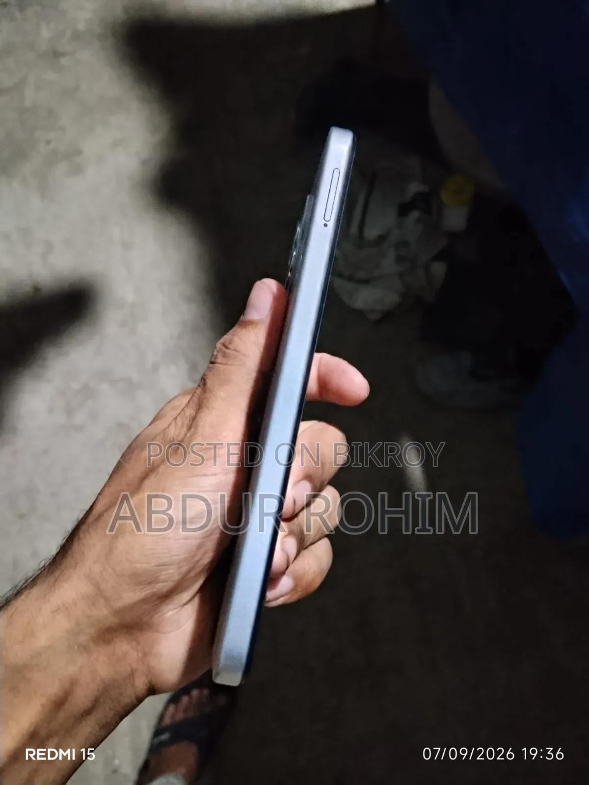 টেকনো স্পার্ক ৪০ ১২৮ জিবি সাদা