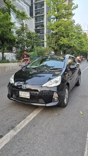 Toyota Aqua 2014 Black
