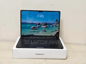 Laptop Apple MacBook Air 2024 M3 8GB Apple M3 SSD 256GB