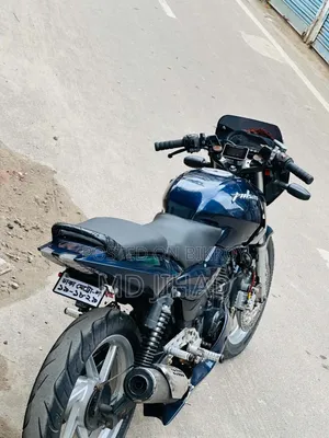 বাজাজ পালসার ১৫০ ২০১১ রেড