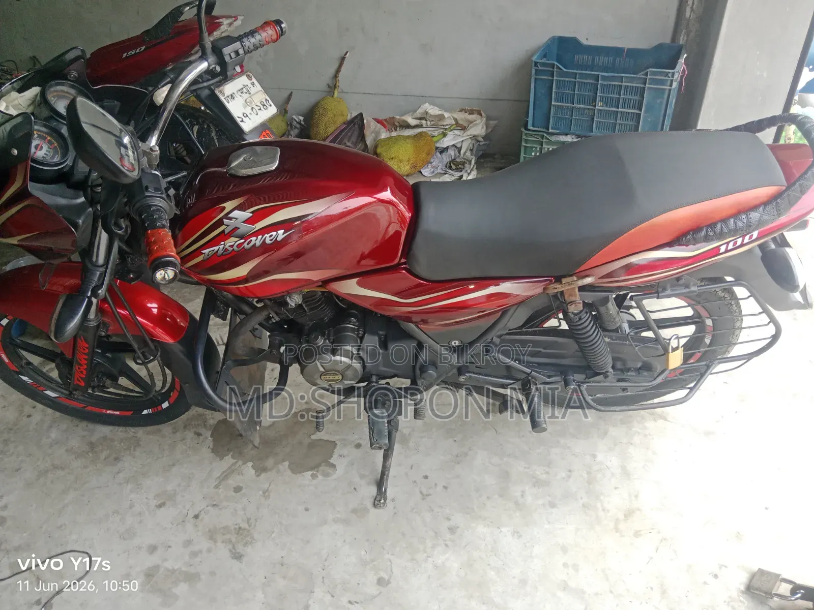 New Bajaj Discover 100 2015 Black