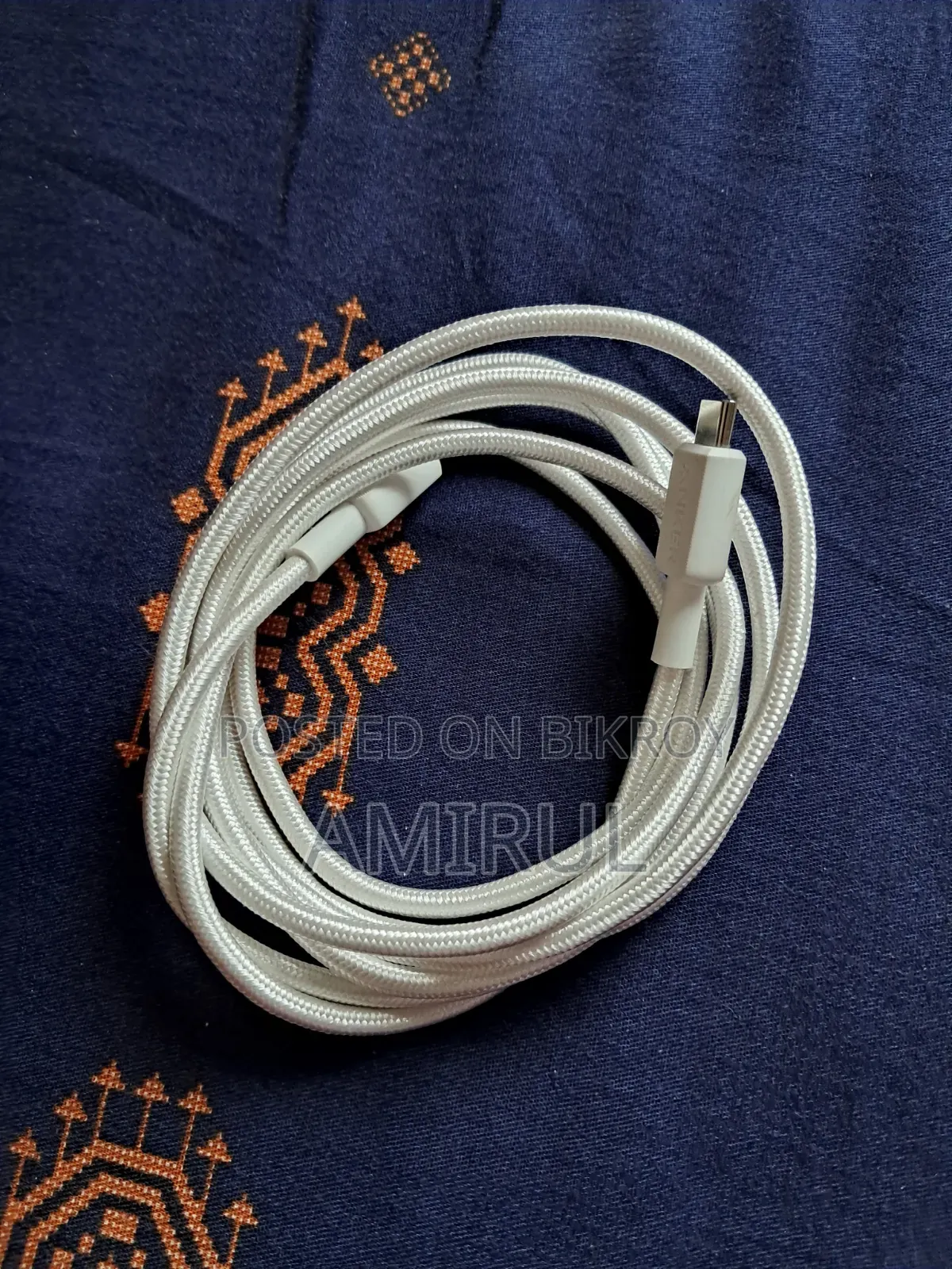 iPhone 13 Pro Max Cable