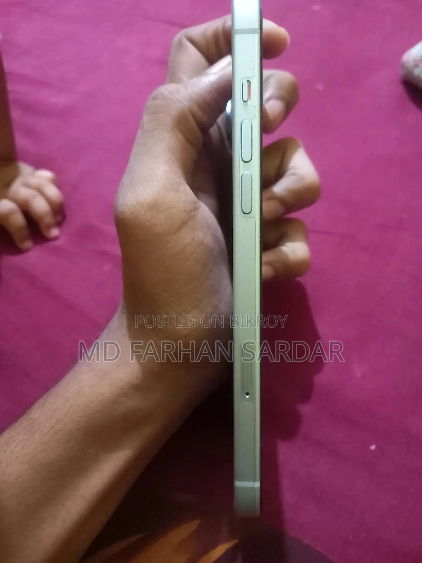 New Apple iPhone 15 Plus 128 GB White
